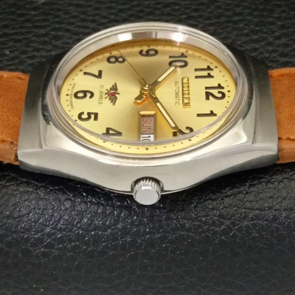 Vintage 1973 Citizen Automatic Mens Silver Watch W/daydate & Gold accents
